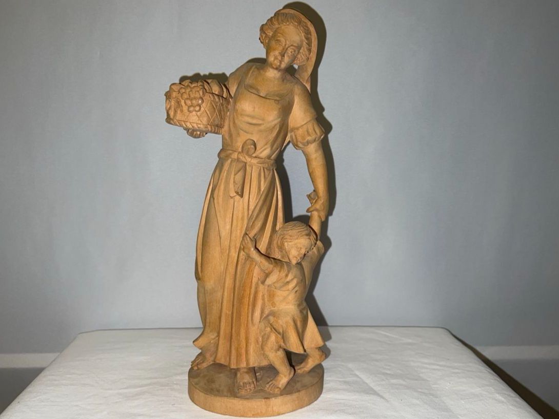 Sculture & Statue: Holzskulptur "Mutter mit Kind", Schnitzerei – Usato da Reinach BL venduto da Dahoo