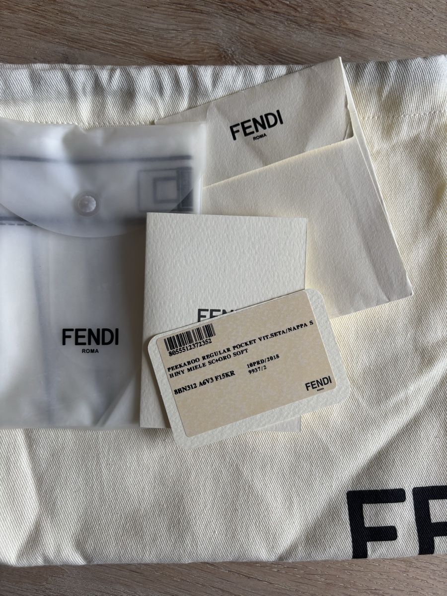 Fendi Borse da donna: Fendi Peekaboo Regular Pocket – Usato da Zürich venduto da charlotte1971 1