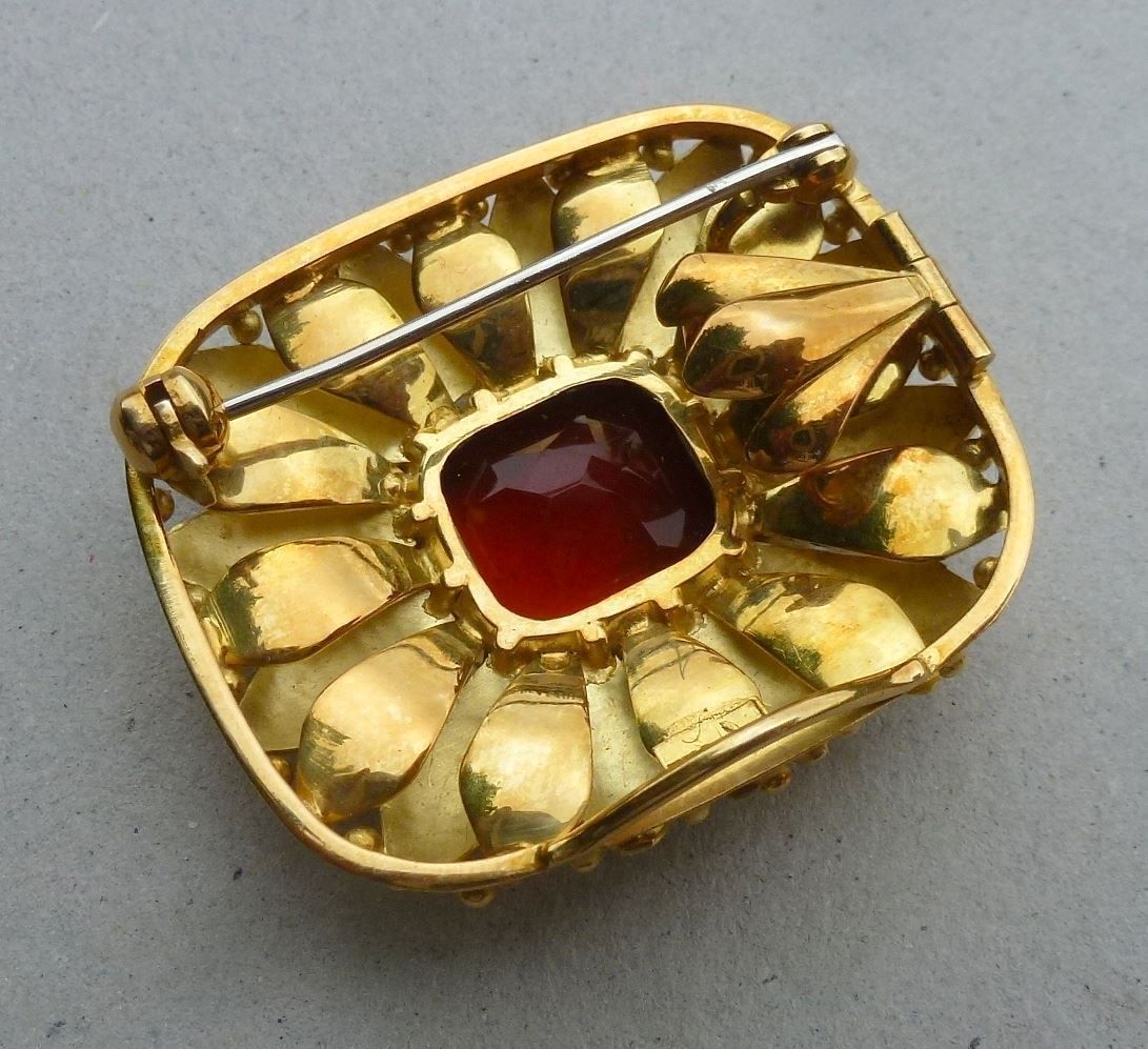 Spille & Fermagli: Top ++ Gold-Brosche mit roten Edelstein und kleinen Perlen – Usato da Walkringen venduto da Casablanca777 6
