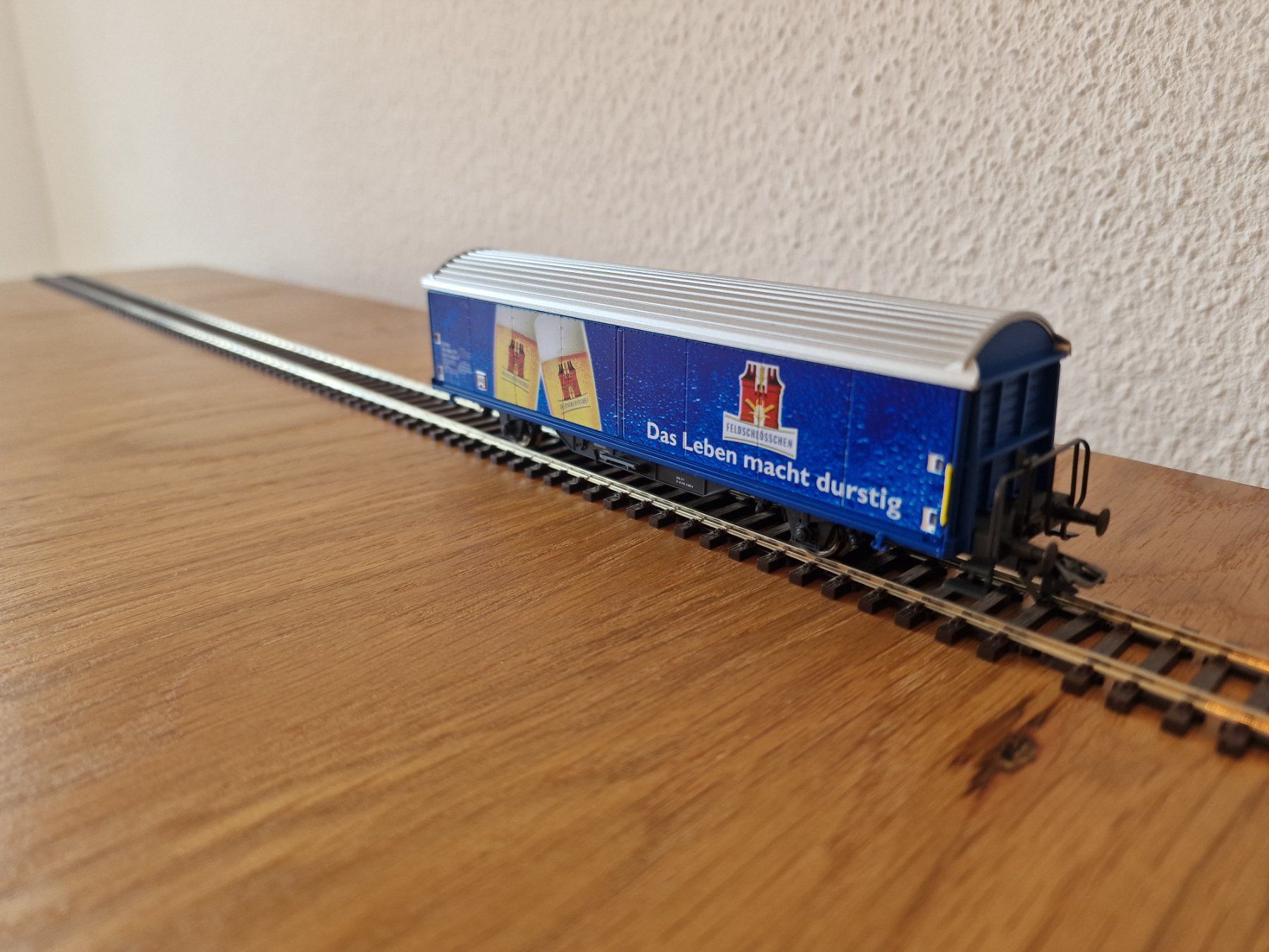 Märklin Modellini di ferrovie: SBB Feldschlösschen Güterwagen H0 – Usato da Matten b. Interlaken venduto da lor_hr9w 2