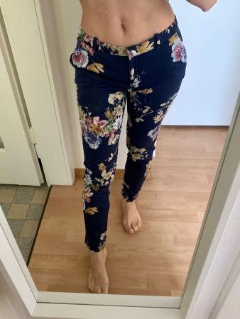 ZARA flowers trousers / chinos S/36
