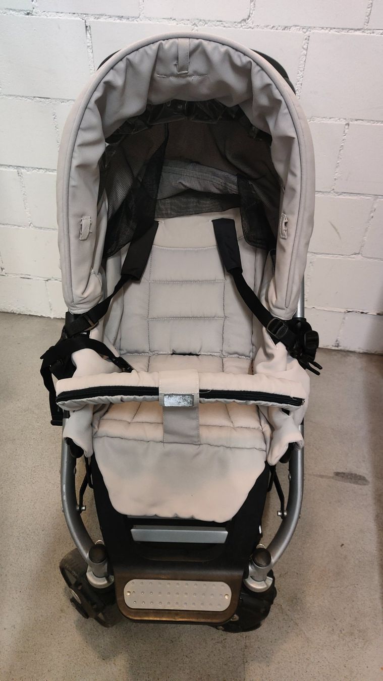 Carrozzine: Kinderwagen – Usato da Liestal venduto da var_zq89 4