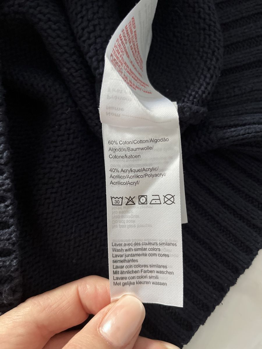 Pullover & Sweatshirts: Warm & Cozy  Sweater for Winter – Gebraucht aus Emmenbrücke von vic_nx9v 2