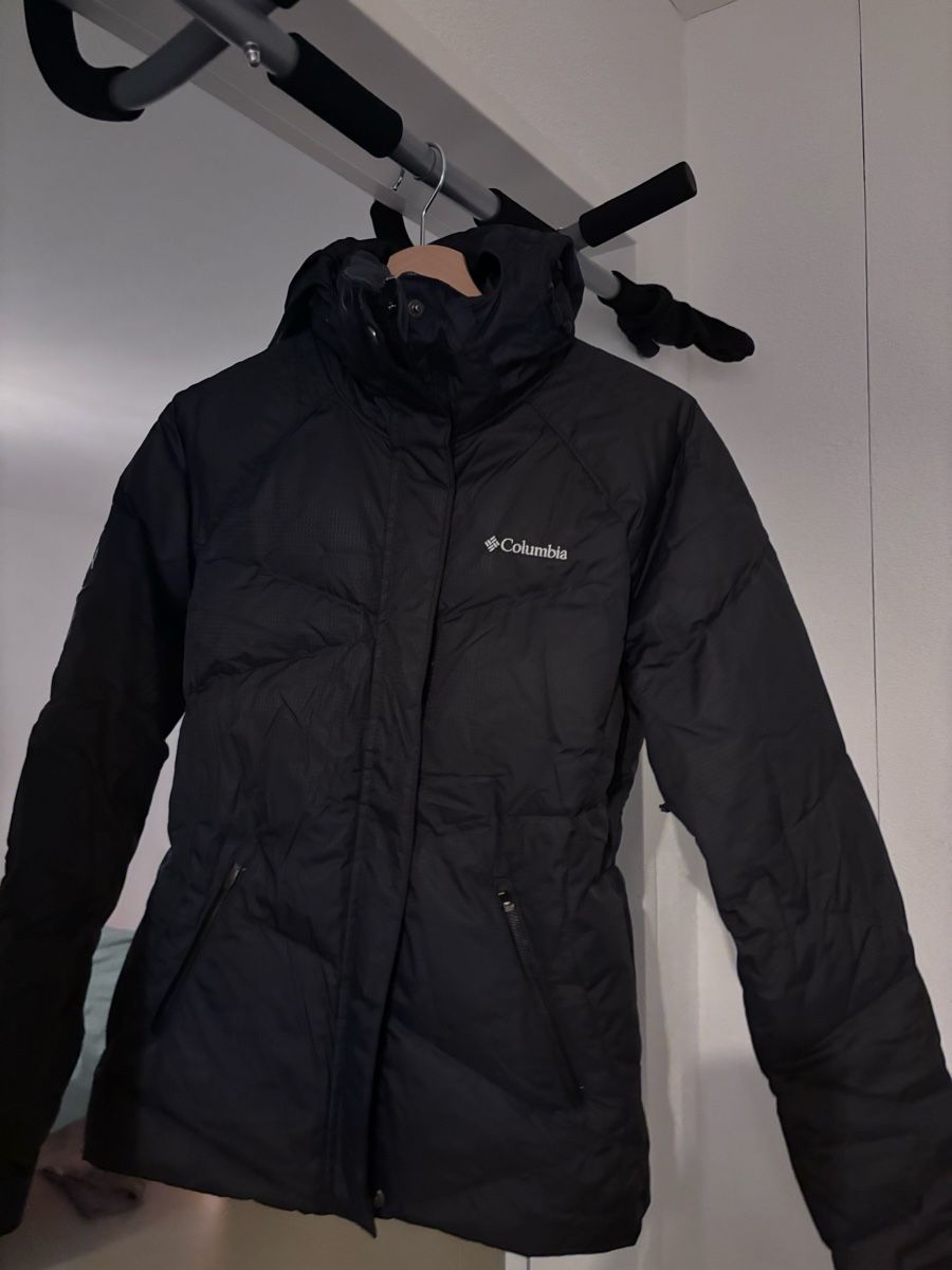 Columbia Vestes: COLUMBIA isolierte Winterjacke S – D'occasion à Zürich par Peonie