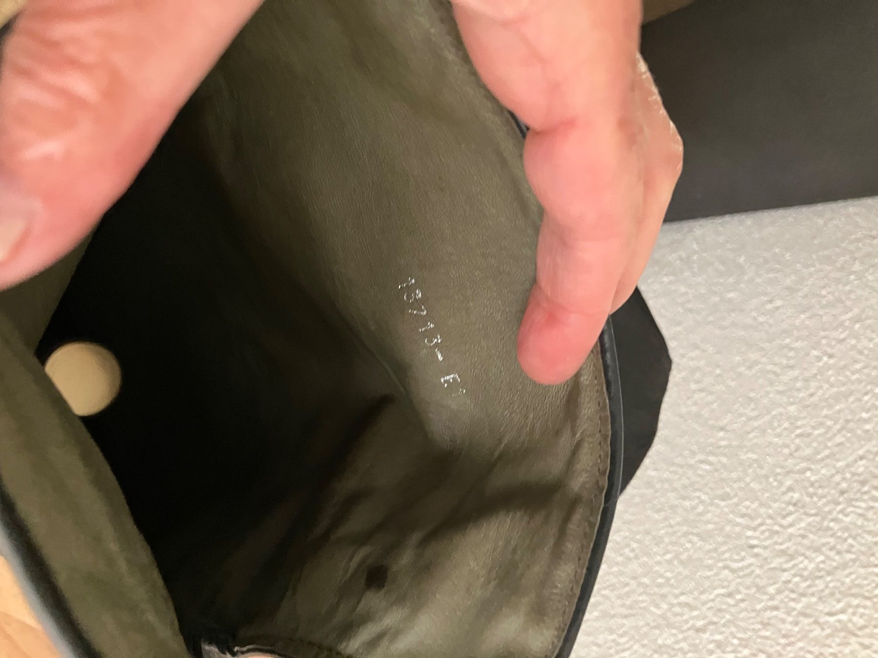 Scarpe da donna: Bronx Kniehohe Lederstiefel mit Lederfutter Gr 38 – Usato da Stäfa venduto da ummroxana 2