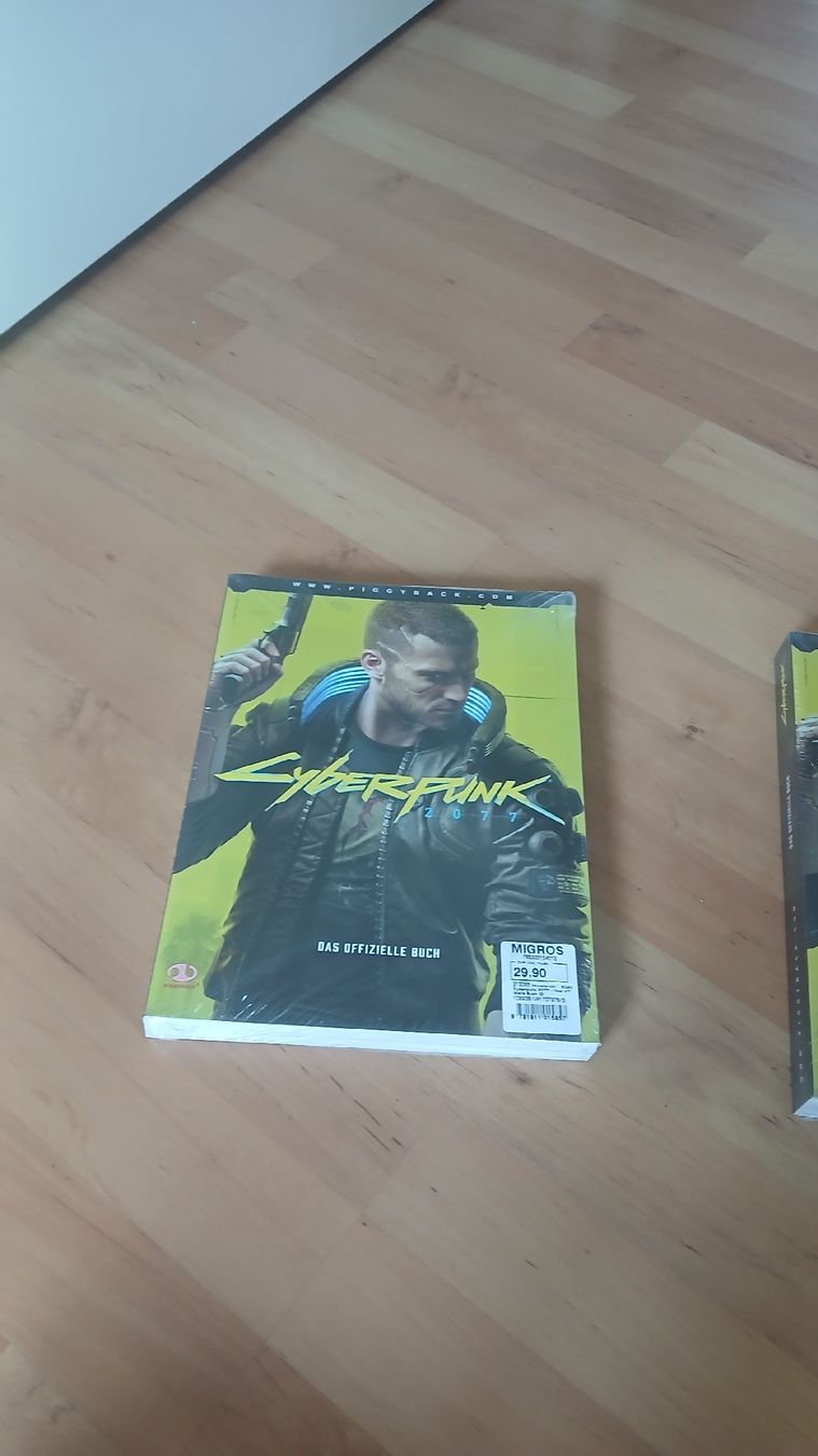 Libri: Cyberpunk 2077 Lösungsbuch – Nuovo e nell'imballaggio originale da Rickenbach LU venduto da mai_cyk6