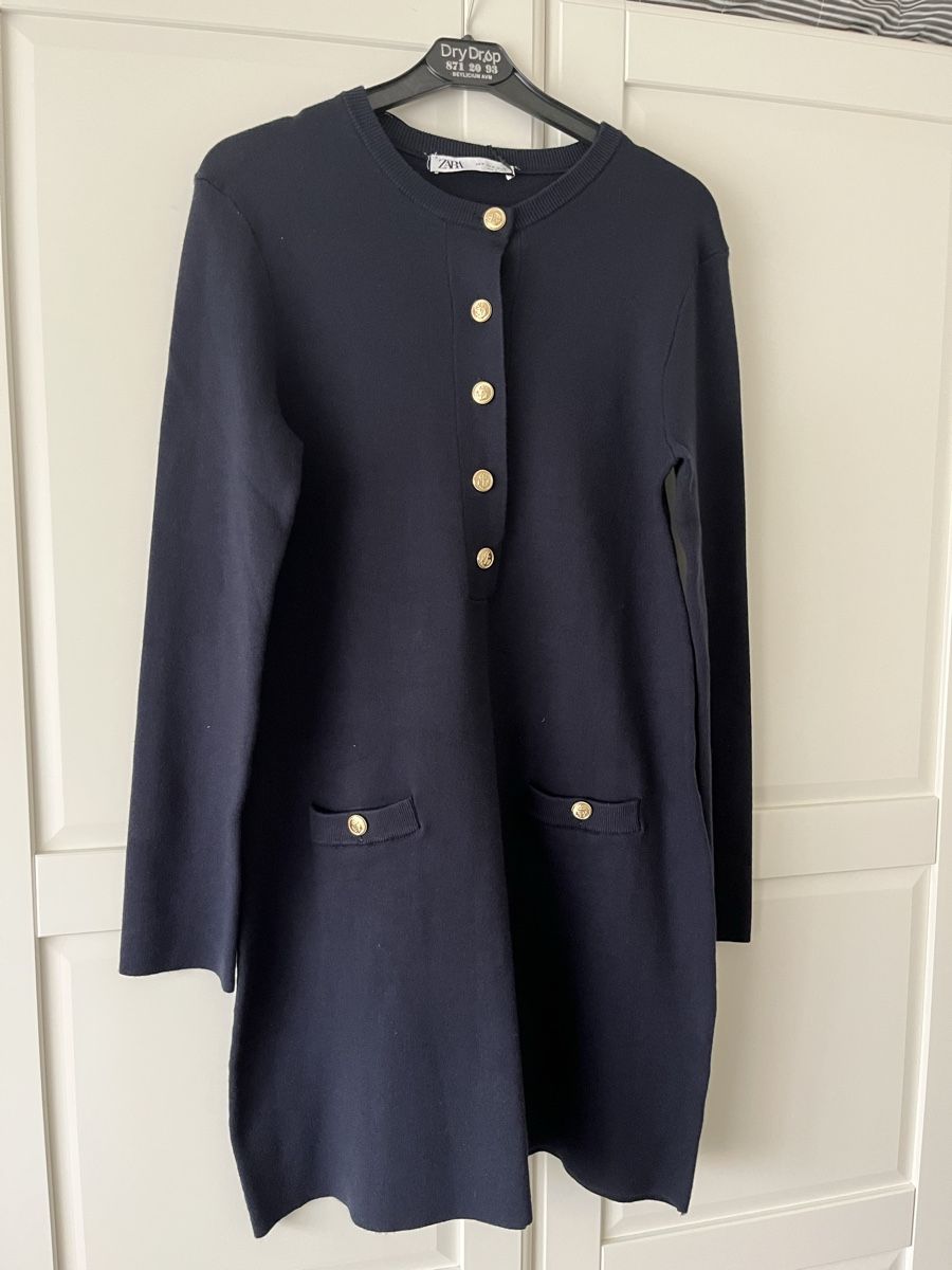 Zara Vestiti: Navyblaues Trikotkleid – Nuovo e nell'imballaggio originale da Allschwil venduto da eyl_bb8q