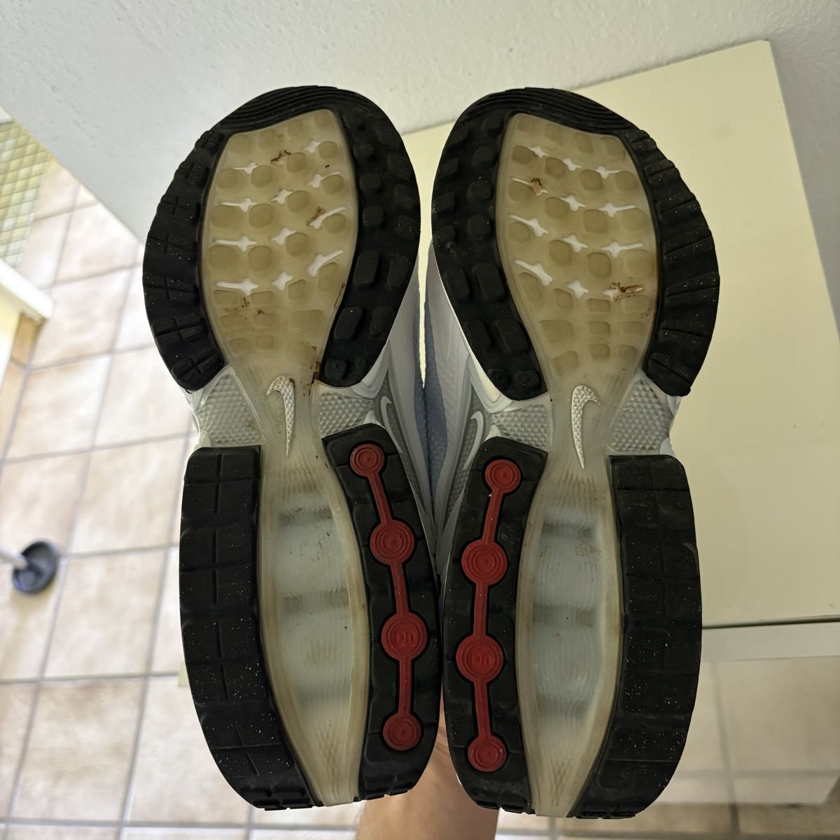 Nike Scarpe da uomo: Nike Air Max DN Wmns – Usato da Winterthur venduto da LaBodega 5