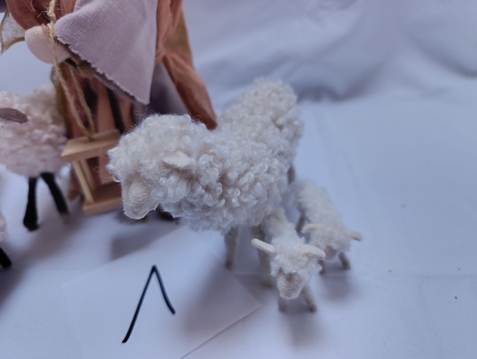 Figuren: Schwarzenberger Krippenfiguren Hirt mit Schaffen  – Neu (gemäss Beschreibung) aus Oberarth von sil_9dfs 4