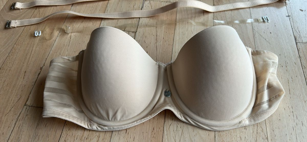 Altra biancheria intima: Trägerloser BH 85 C, neuwertig – Usato da St. Urban venduto da uschi73 4