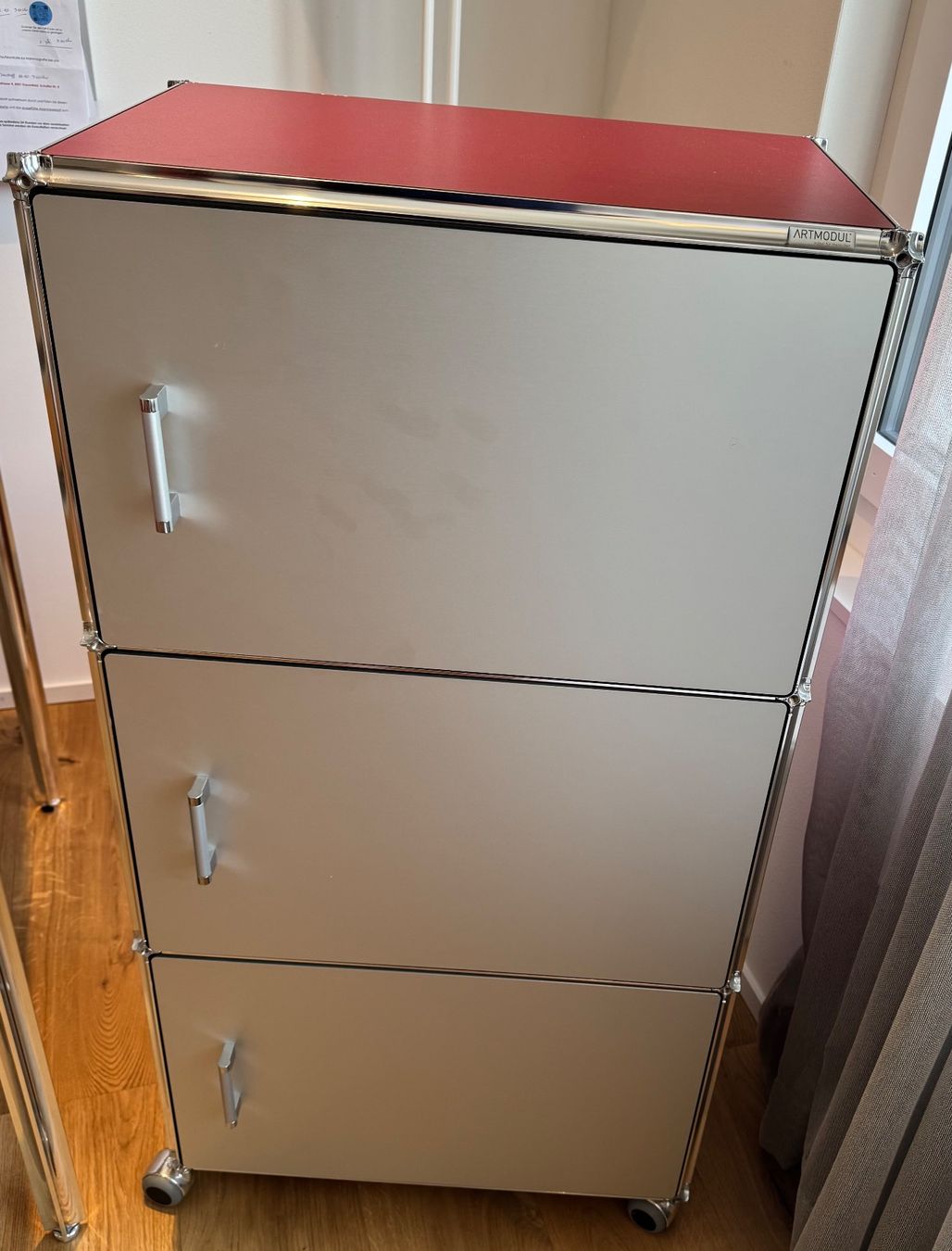 Scrivanie: Bürotisch, Schubladenrollcontainer, und Rollschrank – Usato da Weinfelden venduto da duk_mc2h 1