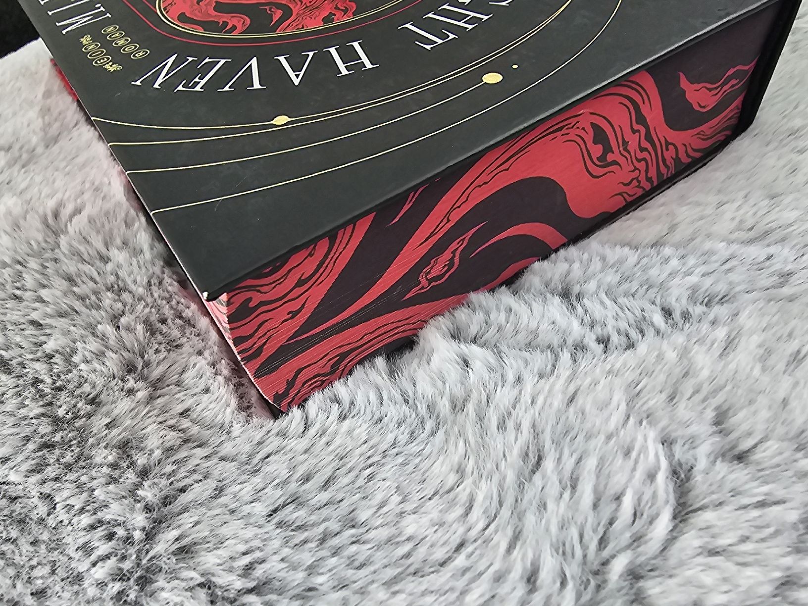 Livres: Blood over bright haven – D'occasion à Bätterkinden par Pescelino 2