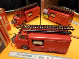 Volvo Falk  1:43 (mit Box) Tekno DK    > (W2)