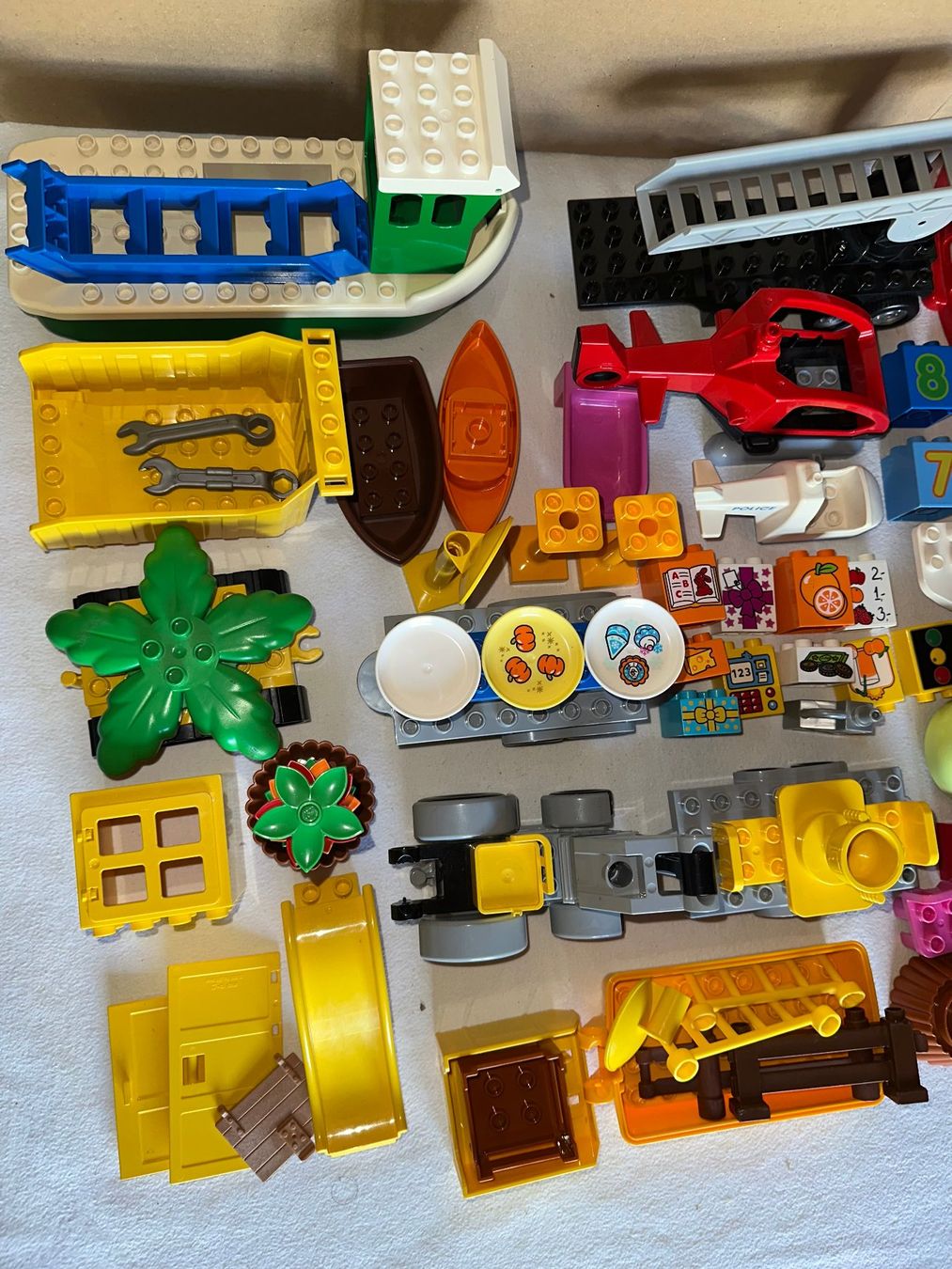 Lego Kit di costruzioni: Lot de plus de 50 pièces Lego-Duplo – Usato da Ste-Croix venduto da mjmg 6
