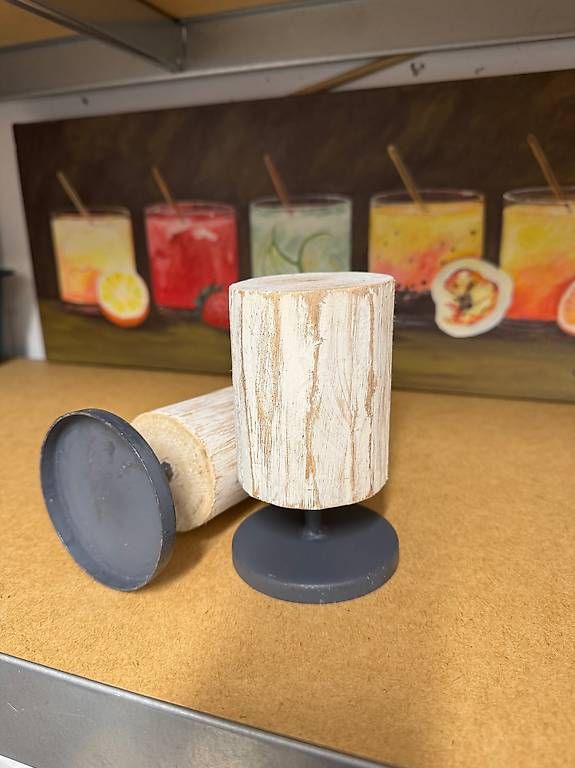 Tutte le decorazioni: Holzdekorationen (wunderschönes Kunstwerk) – Usato da Schübelbach venduto da Rahnmont 2