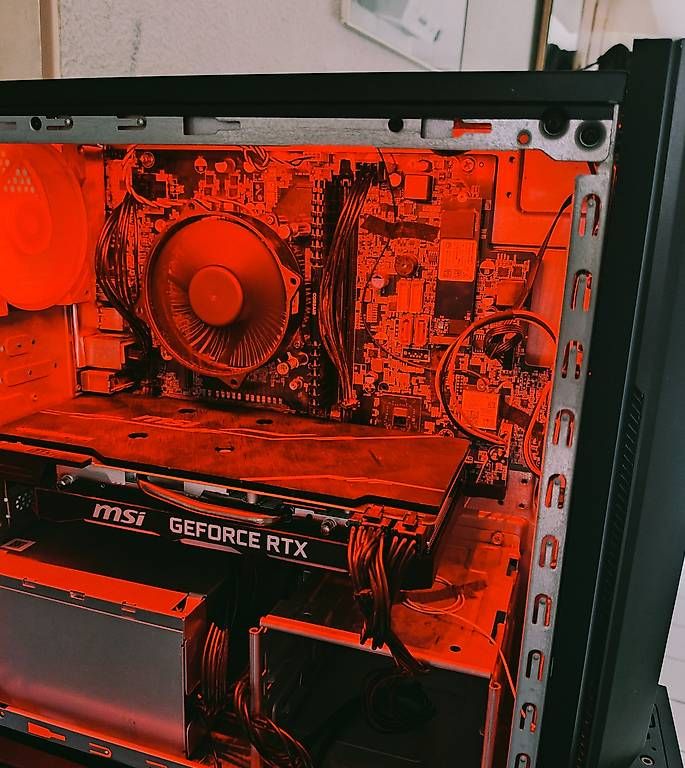 PC: Pc gaming i5 12400f - rtx 2070 super 8Go  – Usato da La Chaux-de-Fonds venduto da Honit.ch 2