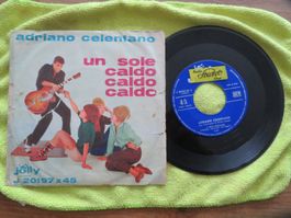 Schallplatte Adriano Celentano un sole caldo caldo caldo