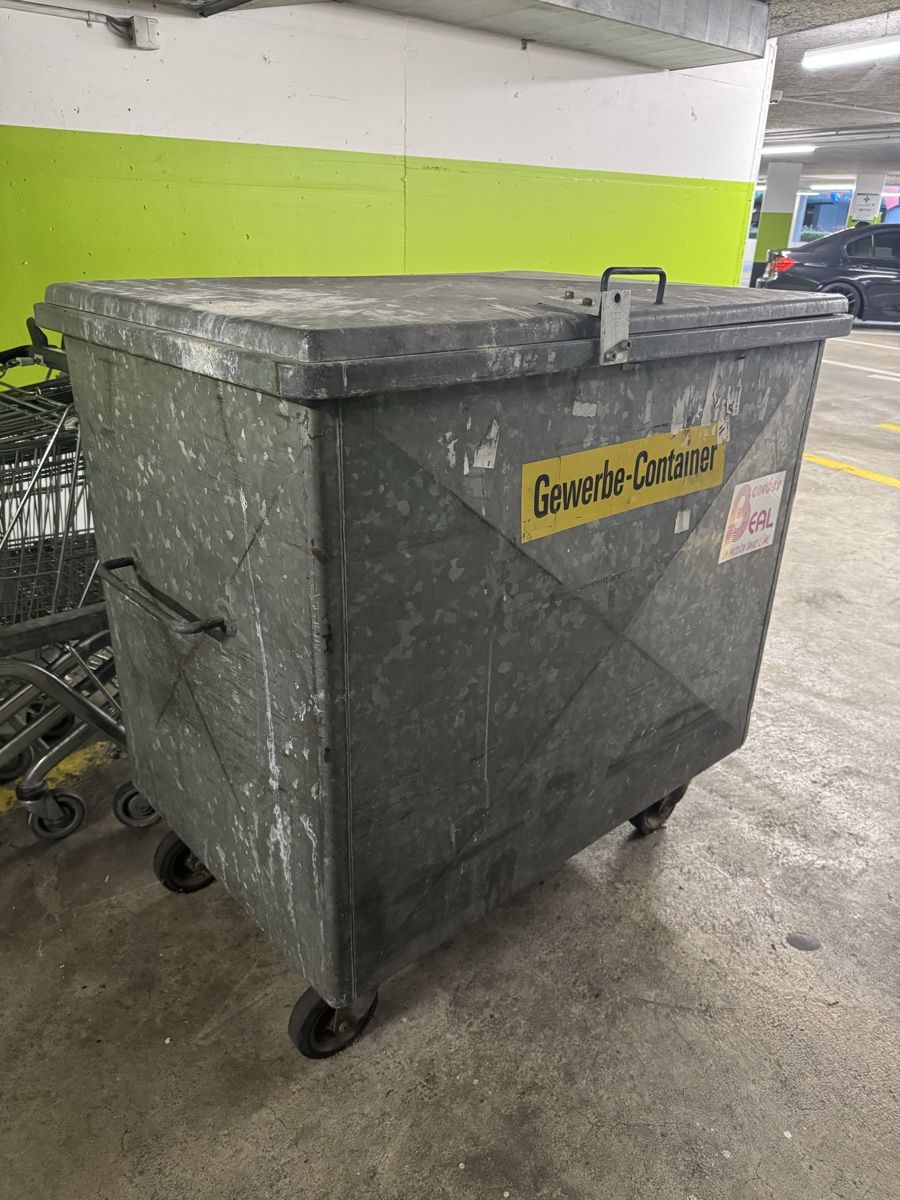 Sonstiges für Büro & Gewerbe: Container 800L Stahl – Gebraucht aus Därligen von mai_lz9l