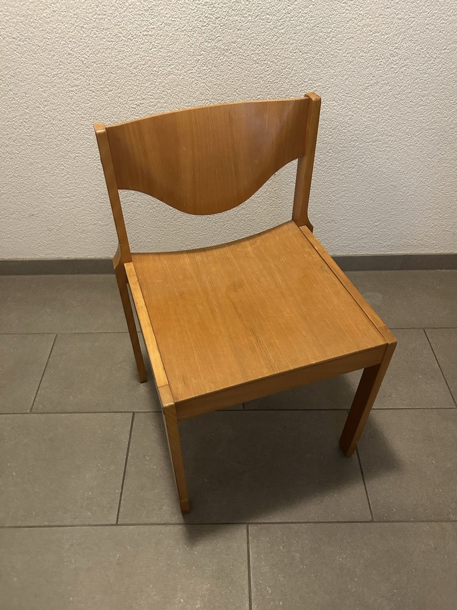 Horgen Glarus Sedie: Lot de 4Chaises Horgen Glarus, empilable, années 70 – Usato da Thierrens venduto da Bigla 3