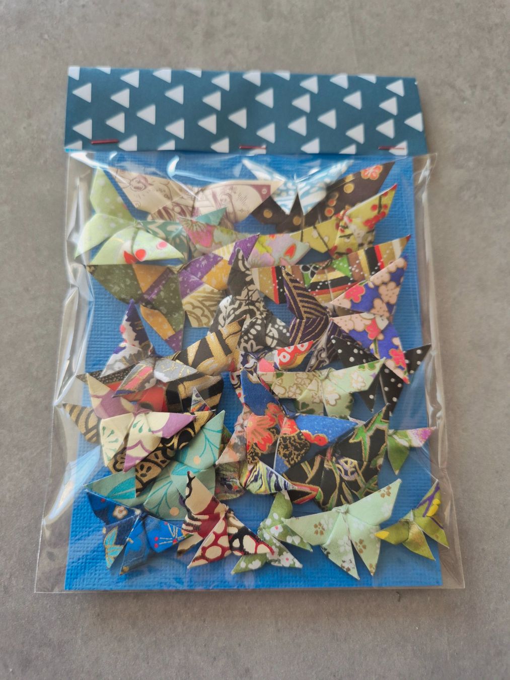 Alle Dekorationen: 30 kleine Origami Schmetterlinge  - versch. Grössen – Neu und originalverpackt aus Zürich von brifo64 1