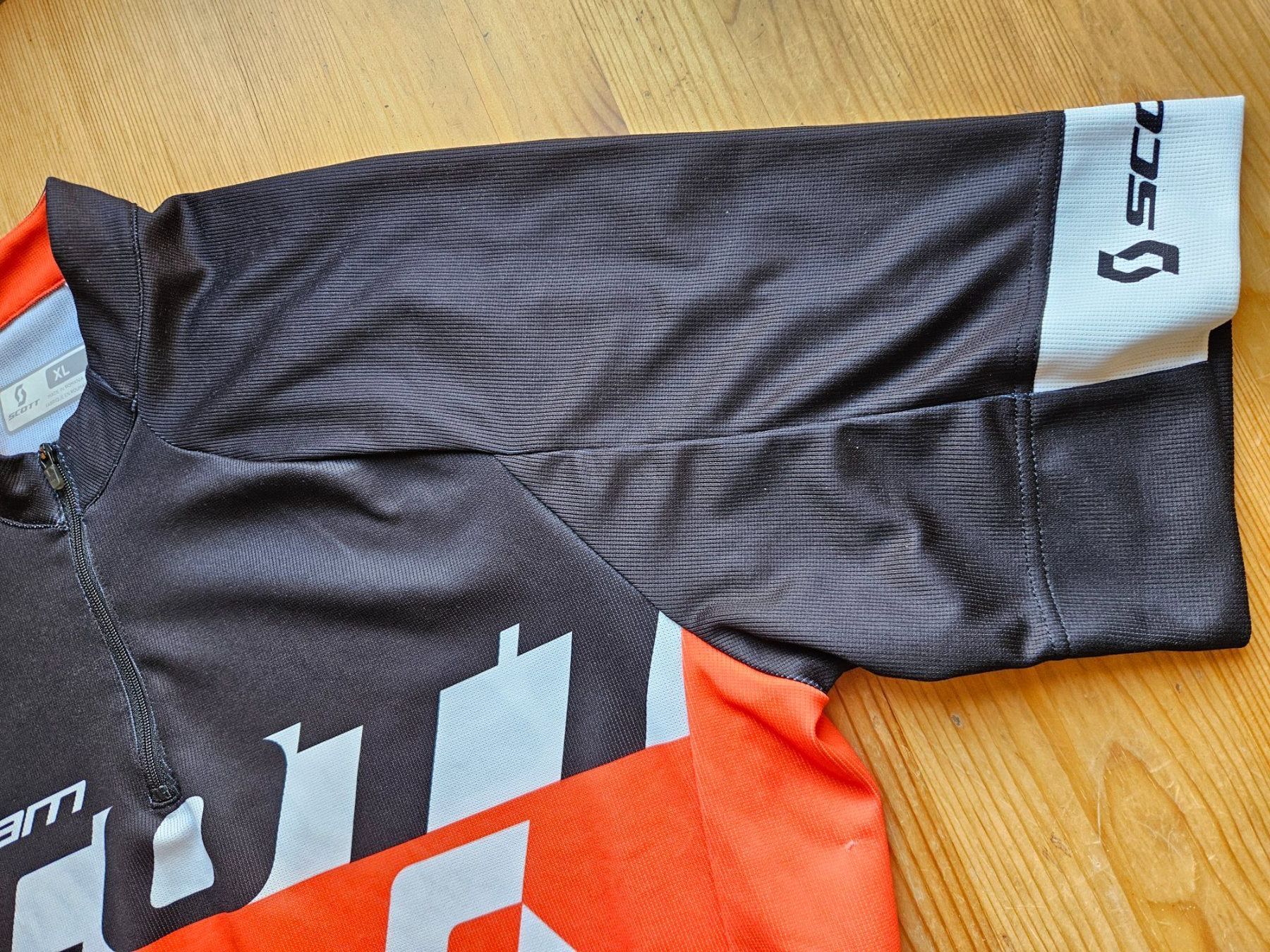 Scott Leibchen & Hosen: Radtrikot Scott Grösse XL Velo Fahrrad Trikot Radsport – Gebraucht aus Hägglingen von United-Village-Trade 2