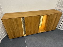 Sideboard TURIN Wildeiche massiv Steinfurnier und LED 180 cm