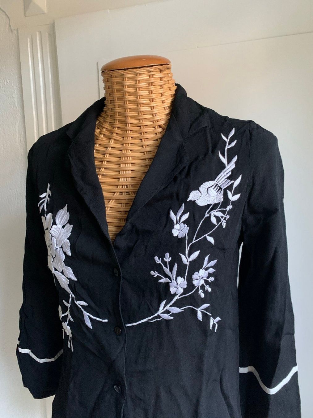 Topshop Camicette: TOPSHOP - Bluse schwarz luftig 34 – Usato da Zürich venduto da Diazaio 1