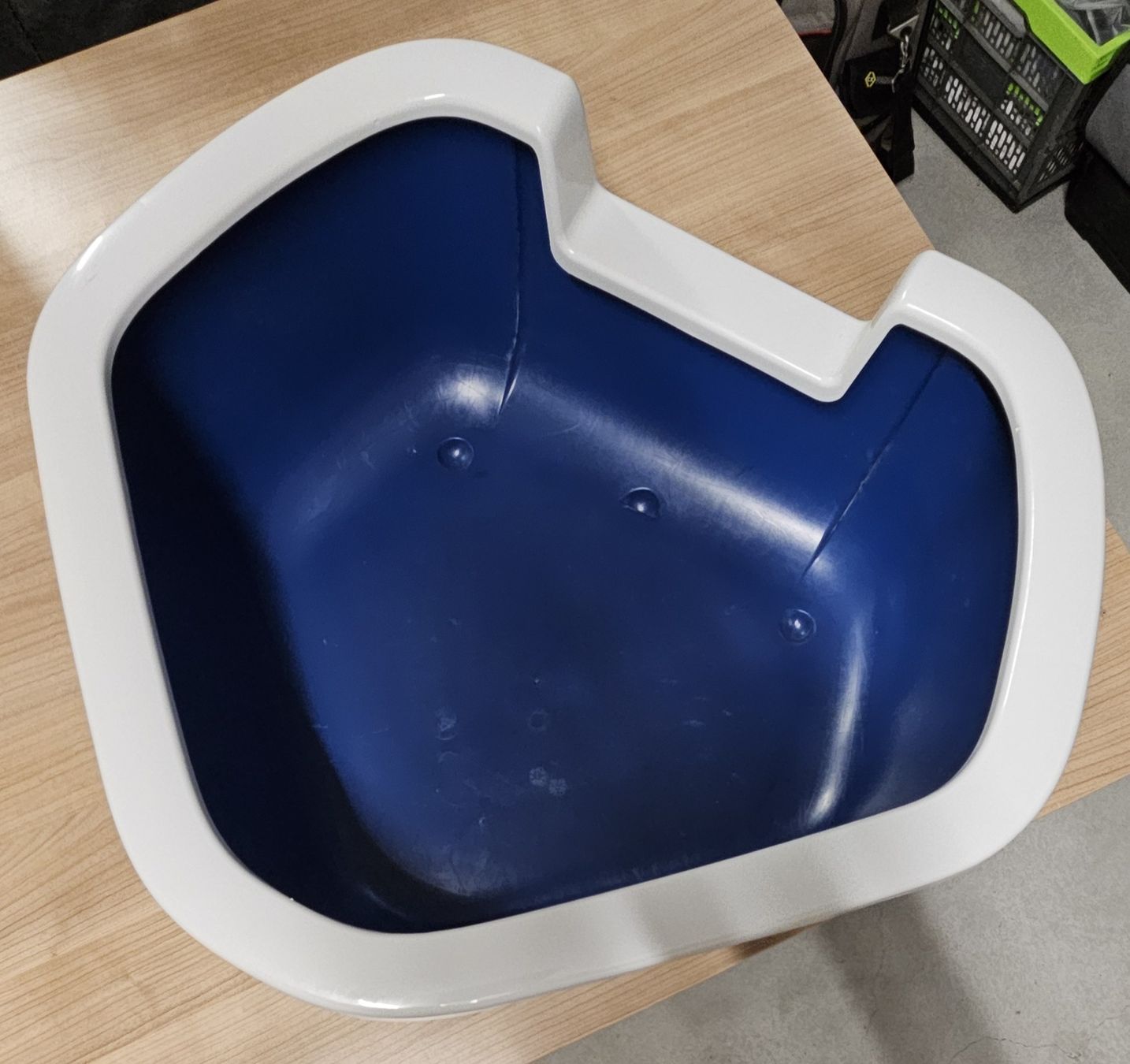 WC: Ferplast Dama Katzen Ecktoilette – Gebraucht aus Reigoldswil von Fnasty1