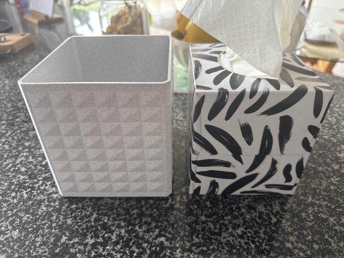 Tutte le decorazioni: Taschentuchbox, 3D-Stuktur – Nuovo (secondo la descrizione) da Cham venduto da ReUse_and_ReCycle 3