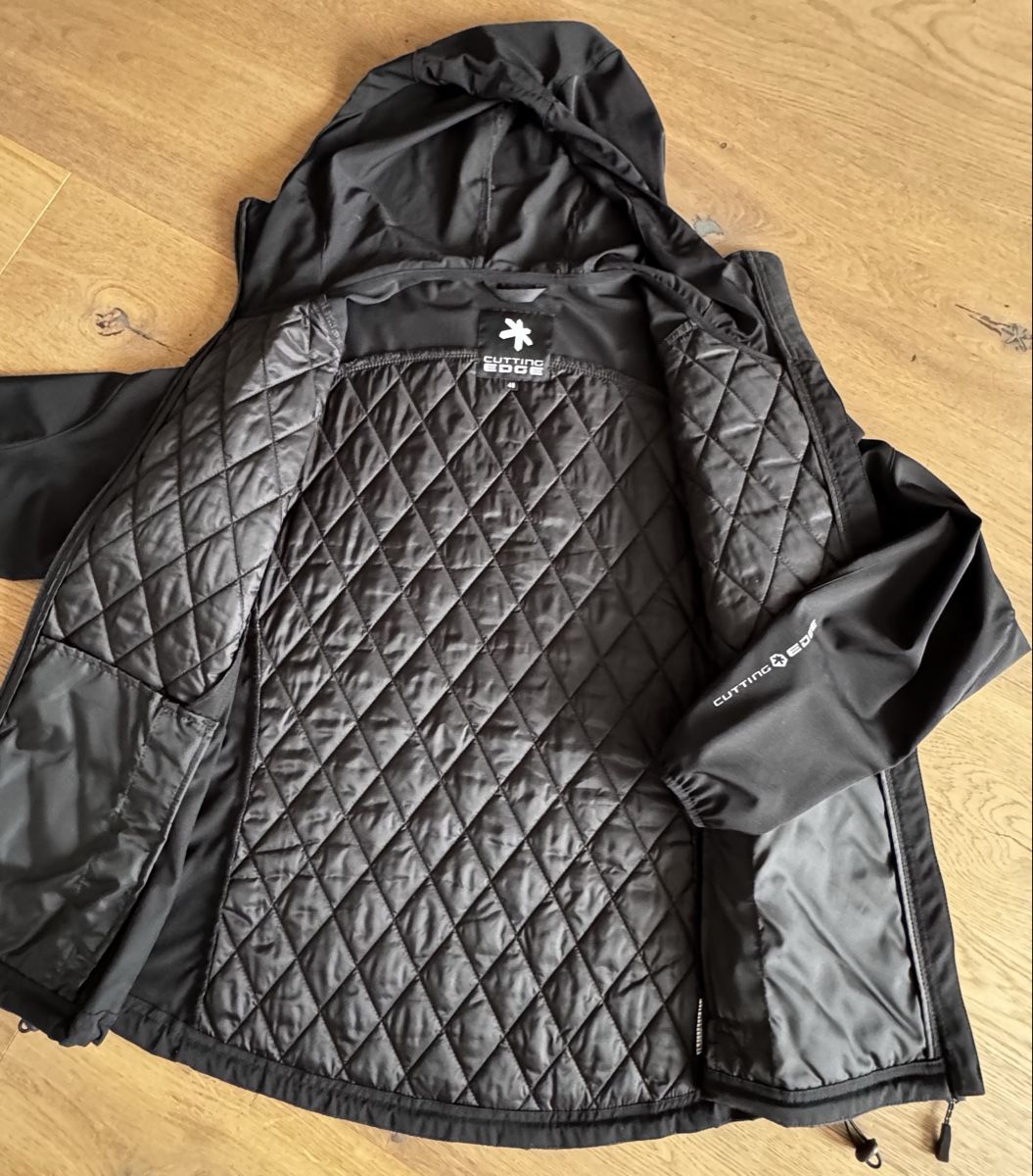 Giacche: Softshell Jacke Cutting Edge schwarz Grösse 48 – Usato da Kehrsatz venduto da Adrenalina1 3