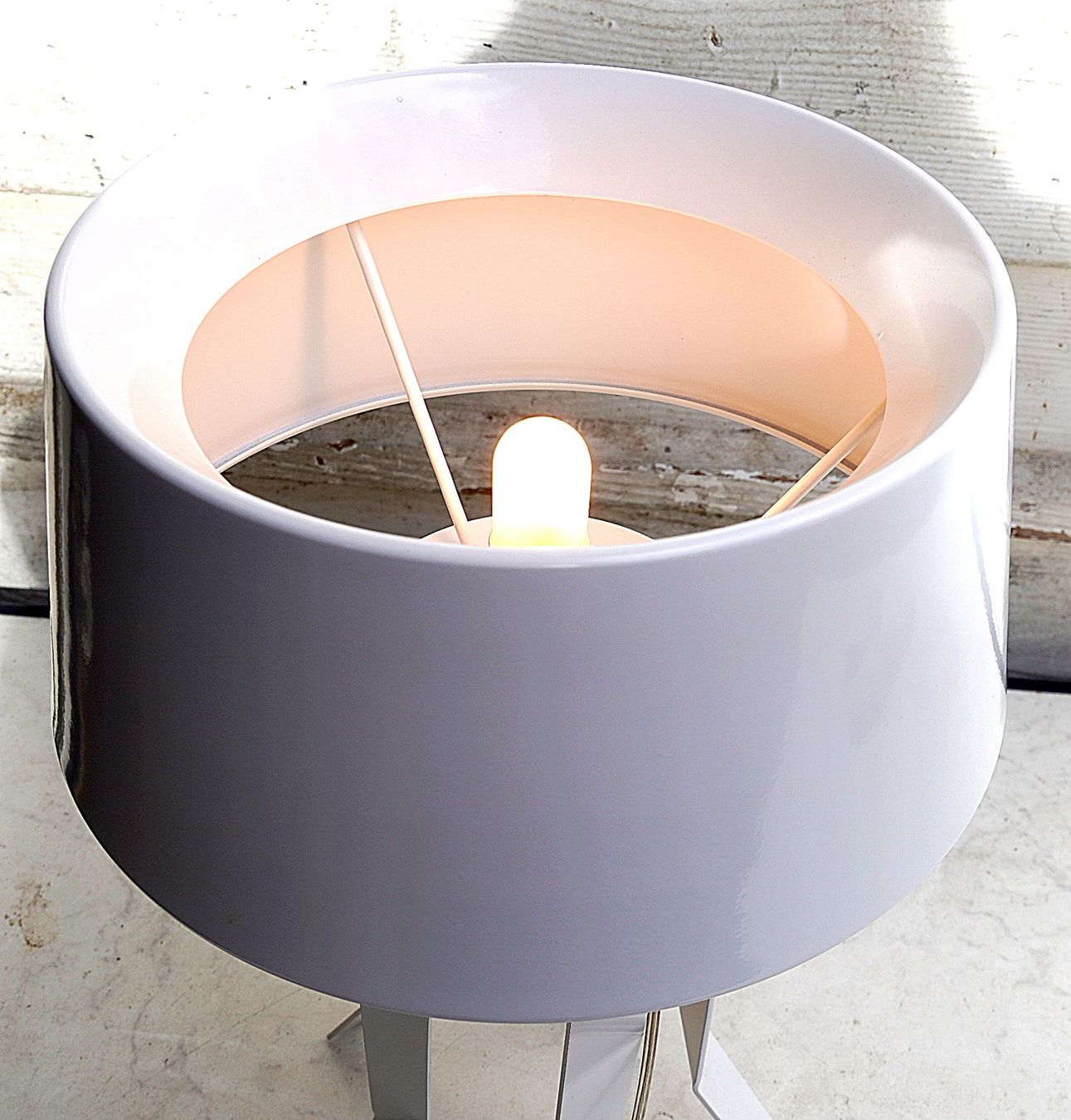 Lampade: Tischlampe LED Stahlblech – Usato da Baar venduto da 2cvbaar 2