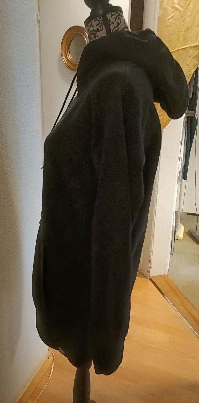Camicette: bluse mit Kapuze – Usato da Schaffhausen venduto da kab_9pzn 1