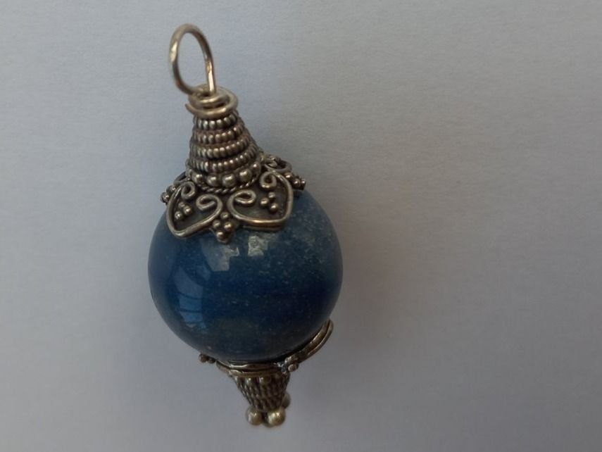 Ciondoli: Schmuck Anhänger. Stein Dumortierit, Silber – Nuovo e nell'imballaggio originale da Winistorf venduto da acreativ4 1