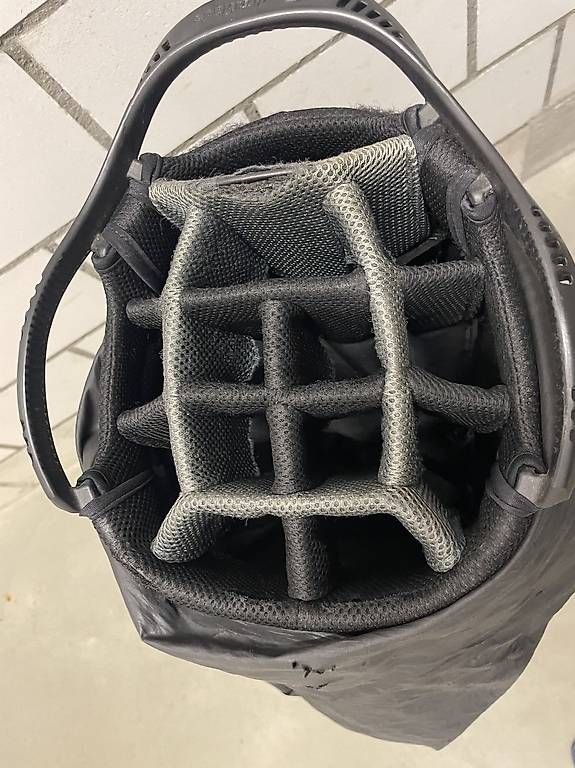 Clubs & Sets: Golfbag TaylorMade – D'occasion à Bellmund par Inside770 2