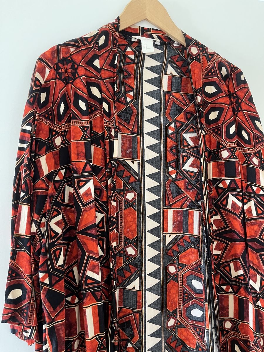 H&M Giacche: Jäckchen mit Mustern – Usato da Allschwil venduto da MaloseS08 1
