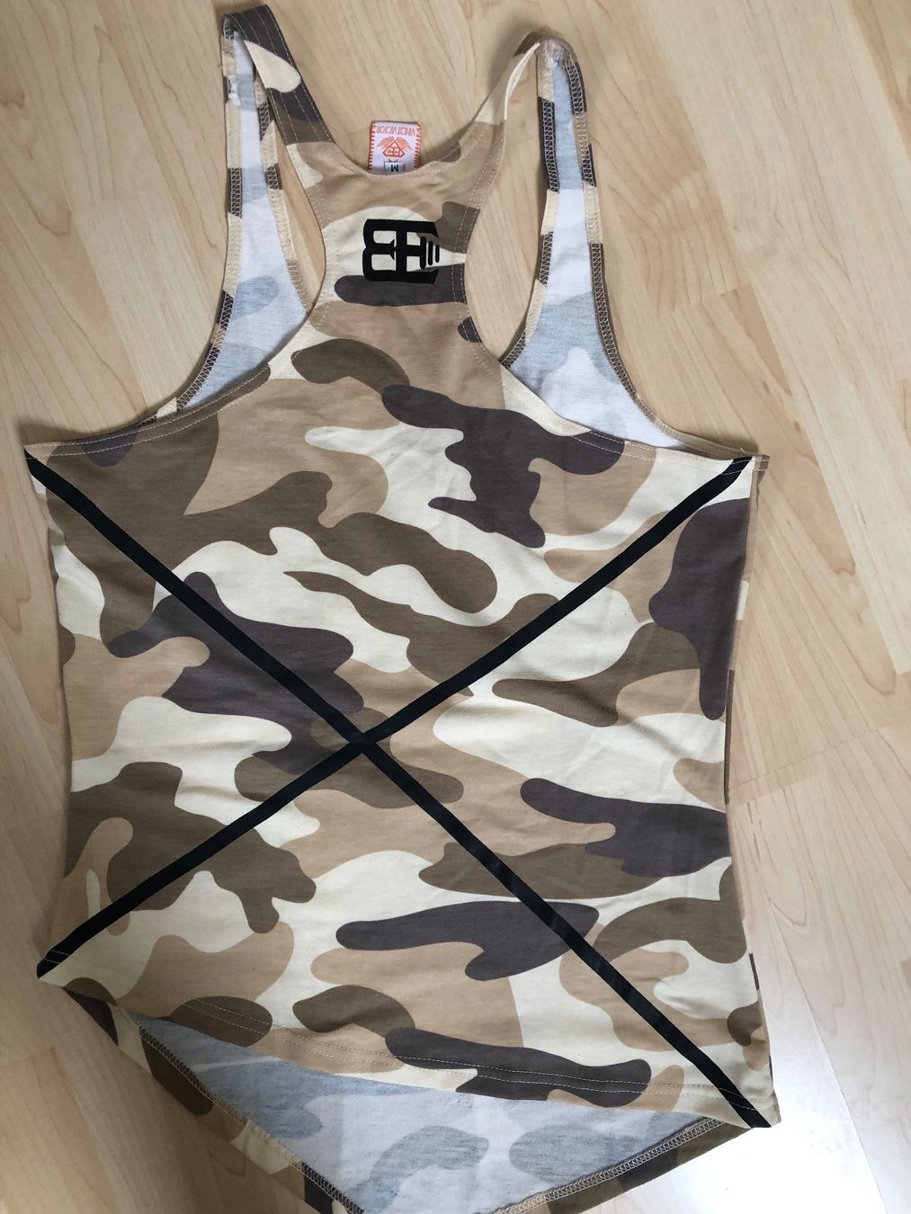 T-shirt: Trägershirt Gr M – Nuovo (secondo la descrizione) da Zell ZH venduto da Guffos 1