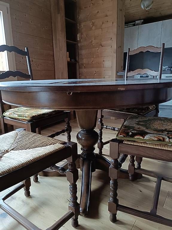 Tischgruppe: Table et chaise  – Gebraucht aus Suen (St-Martin) von alb_5cbh 1