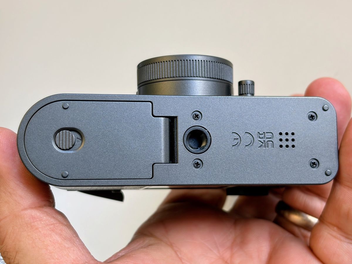 Fujifilm Fotocamera: Fujifilm X-HF1 charcoal silver – Nuovo (secondo la descrizione) da Goldach venduto da secretsir 5