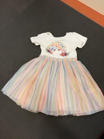 Kinderkleid Next Regenbogen weiss bunt Grösse 98 2-3 Jahre