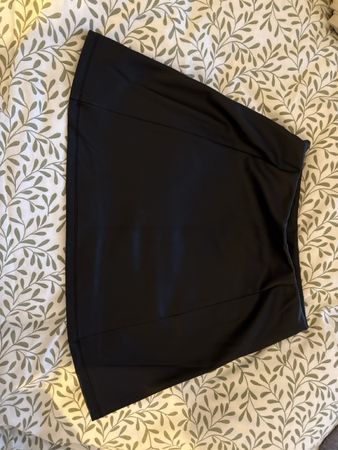 Schwarzer Mini-Rock von H&M Divided, Grösse XS