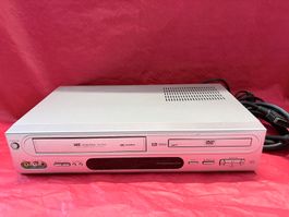 DVD/VHS Recorder - DHC 30 CH