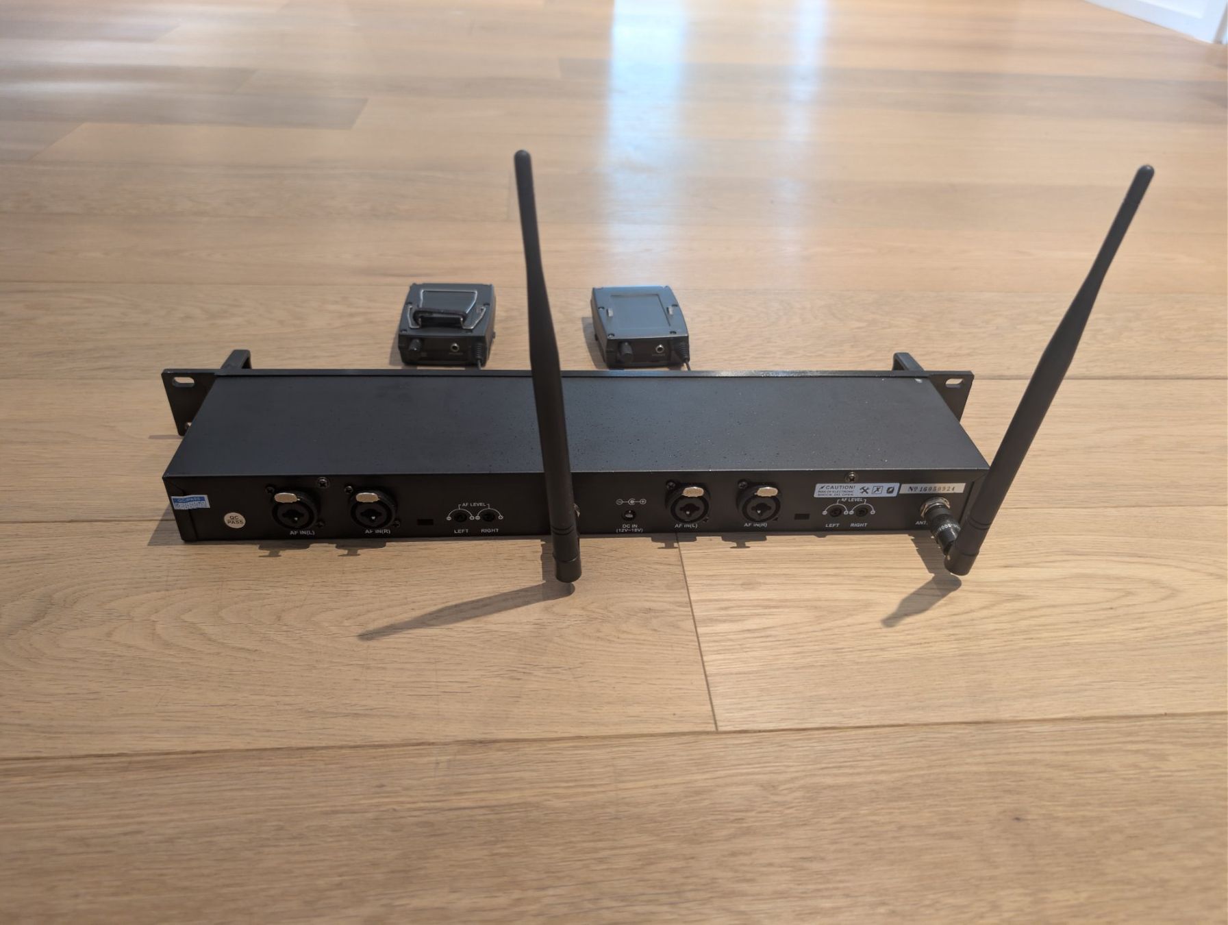 Radiocomunicazione: Wireless In-Ear System Dual Mono – Usato da Mümliswil venduto da c_12 1