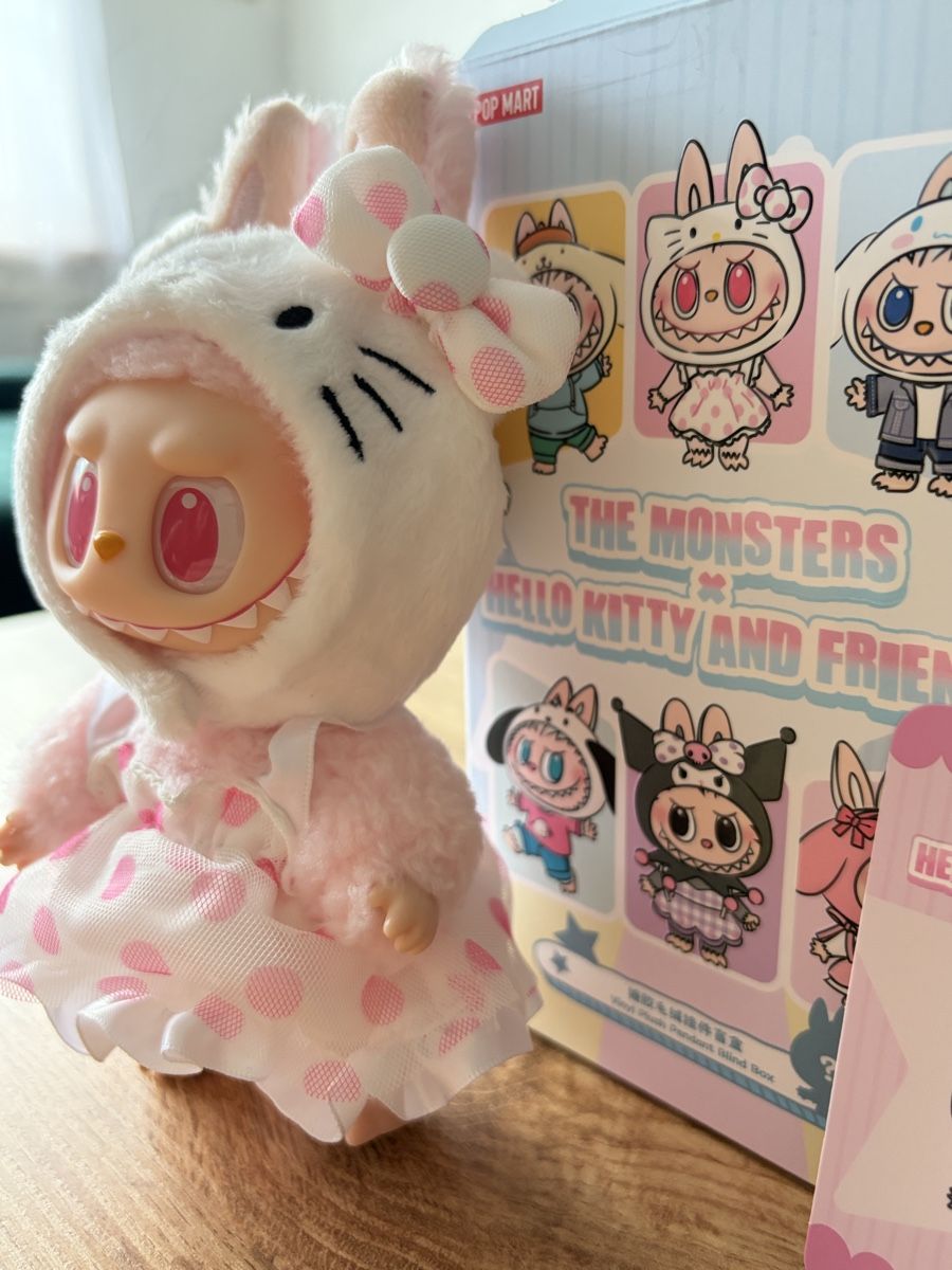 Pop Mart Statuette: POP MART The Monsters Labubu x Hello Kitty – Nuovo (secondo la descrizione) da Wetzikon ZH venduto da Kleeblume 3