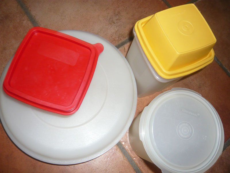 Tupperware Contenitori & Simili: 5 Geschirr / Behälter davon 4  Tupperware – Usato da Ruggell venduto da Dolce9 1