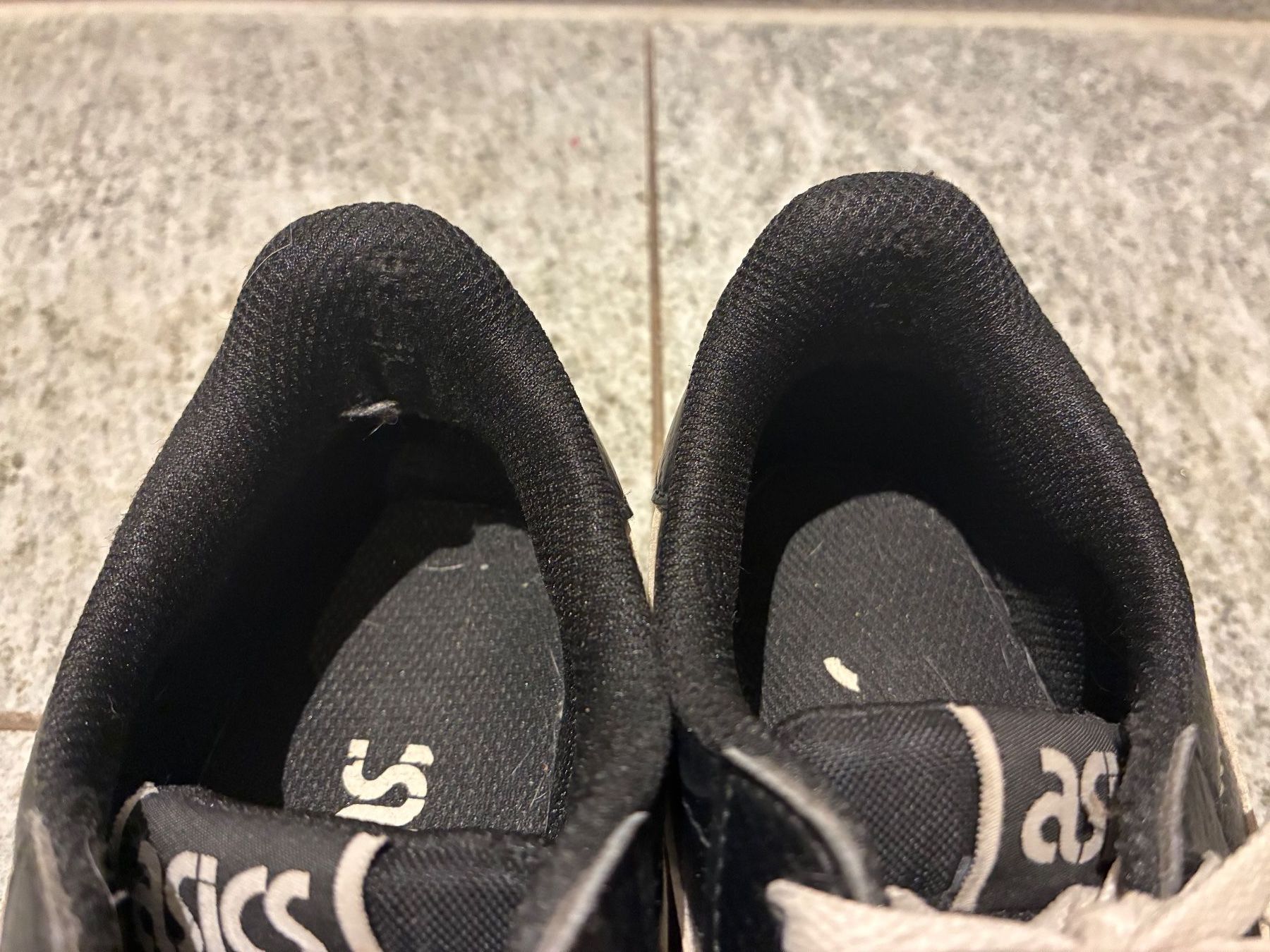 Asics Scarpe da donna: Asics Turnschuhe, Gr. 36, Schwarz/Creme – Usato da Meilen venduto da ari_yj75 4