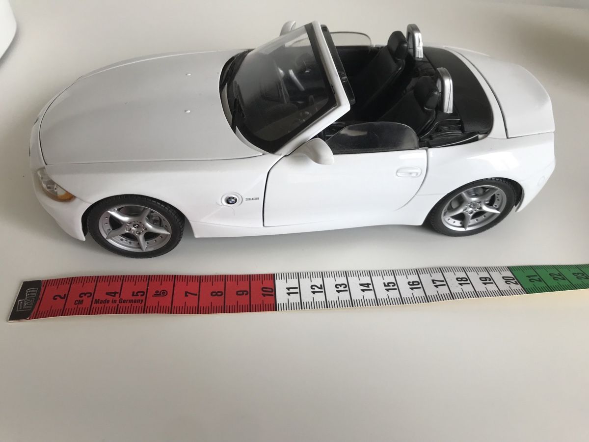 Bburago Modellini d'auto: Bburago 1:18 BMW Z4 – Usato da Meilen venduto da Exclusive00 1