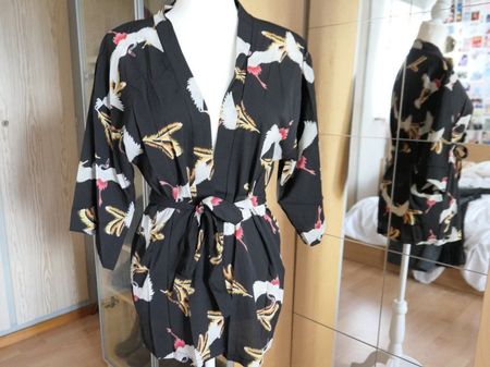 Kimono noir imprimé grues - taille S