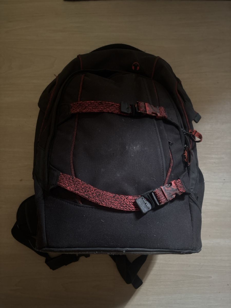 Satch Sacs à dos: Schulrucksack Satch schwarz – Neuf (Voir description) à Netstal par mir_wh7f