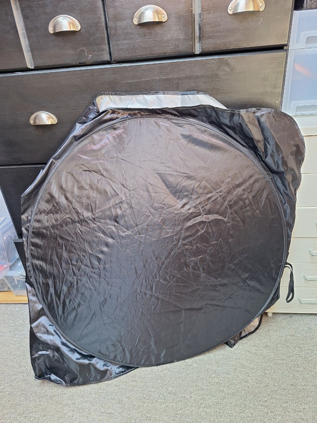 Markisen: Pare-soleil de voiture pliable, parfait pour l'été!b – Gebraucht aus Crans VD von Yobia8 3