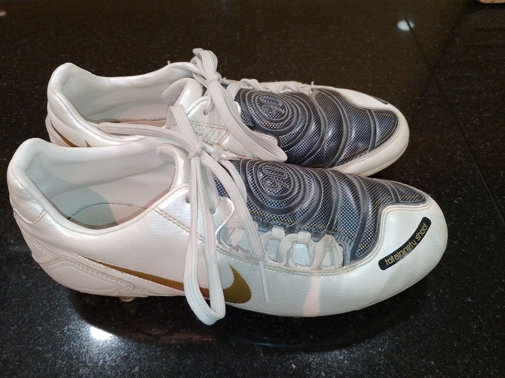 nike total ninety
